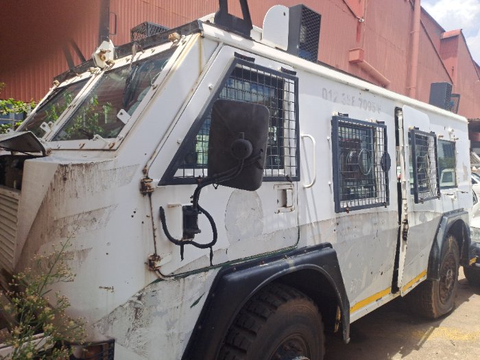 RG-12 NYALA ARMOURED PERSONNEL CARRIER (WHITE)