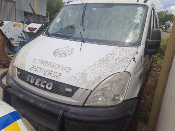 IVECO DAILY (WHITE)