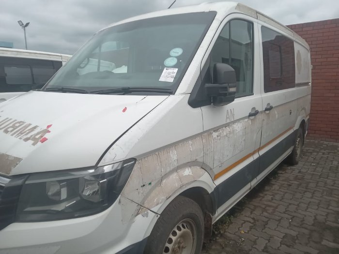 2019 VW CRAFTER PANEL VAN AMBULANCE (WHITE)