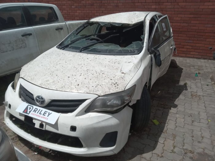 2018 TOYOTA COROLLA QUEST 1.6 (WHITE)