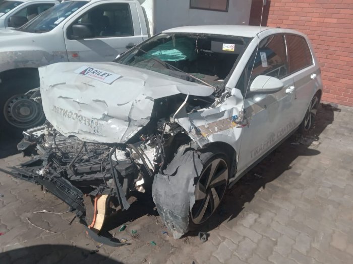 2018 VW GOLF & GTI 2.0 DSG 169 KW (WHITE)