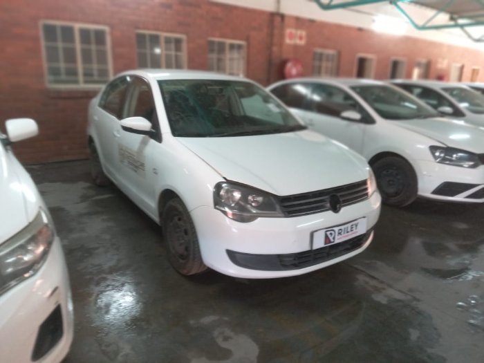 2016 VW POLO VIVO 1.6 SEDAN (WHITE)