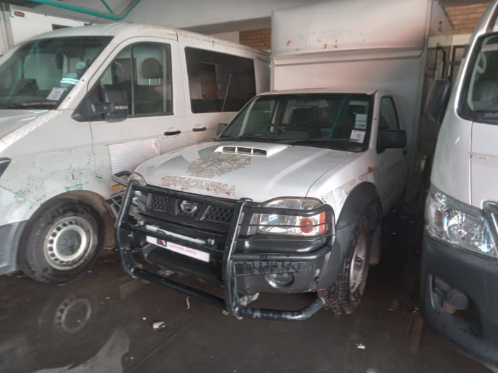 2018 NISSAN HARDBODY NP300 2.5 TDI (WHITE)