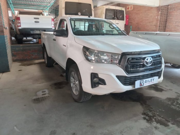 2020 TOYOTA HILUX SC 2.4GD6 RB SRX MT (WHITE)