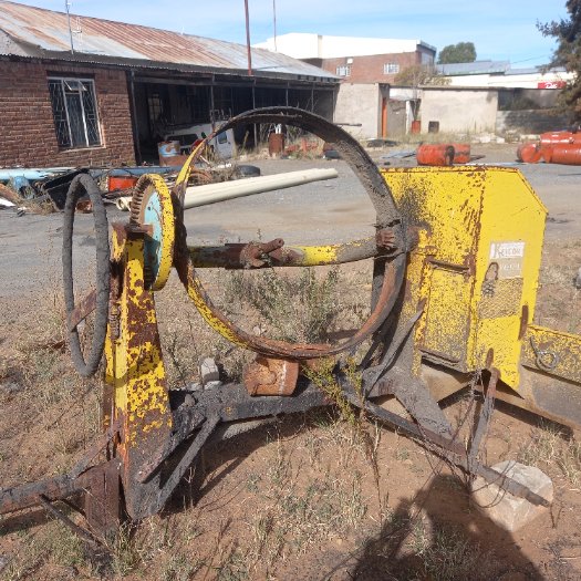 KEVCOR CONCRETE MIXER
