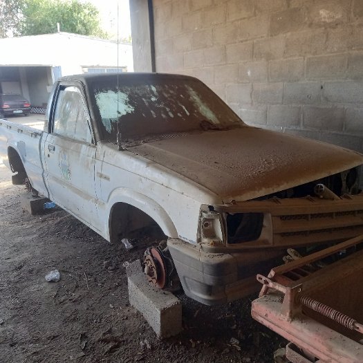 MAZDA B1600 BZY959EC