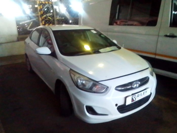 2018 HYUNDAI ACCENT 1.6 GL (WHITE)
