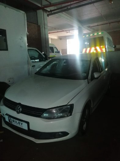 2014 VW JETTA VI 1.6 TDI COMFORT (WHITE)