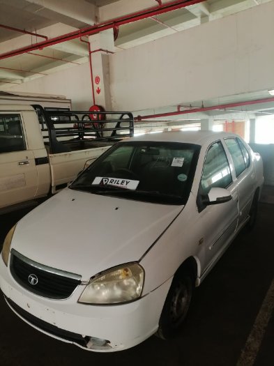 2008 TATA INDICA (WHITE)